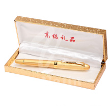 Золотая подарочная ручка с золотой коробочкой